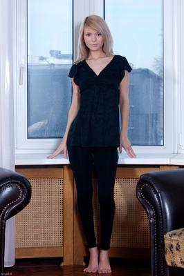 Paloma Lady en noir