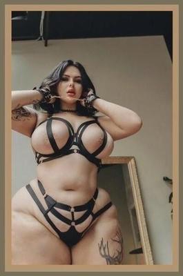 Amazing Big Sexy Women
