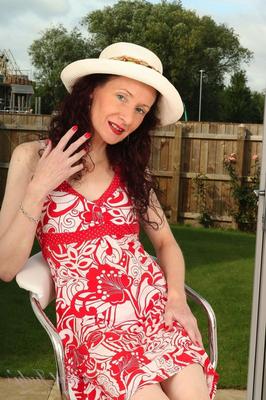 . Scarlet Skinny MILF