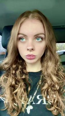 Shawnee Sexy Big Butt Small Tits Tiktoker Model Mixed Hot Shots