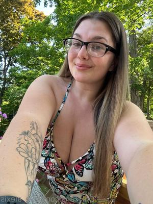 Alexis Huge Ass Big Boobs Beauty BBW Milf with Glasses Mixed Sho