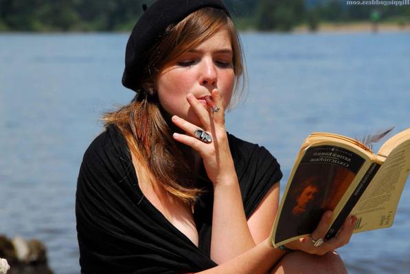 Hippiegoddess Araya Rivers Edge