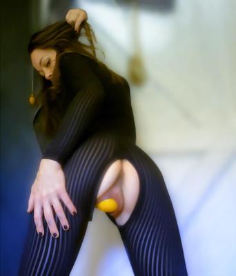 Littlekissmuffinは彼女のお風呂が大好きです