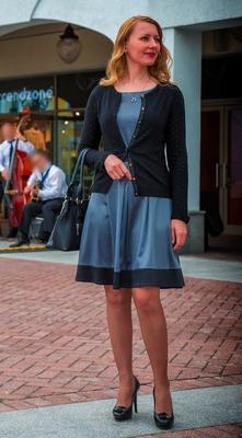 STAR Classy Blonde MILF