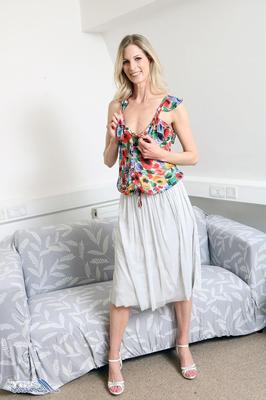 Pantymaniacs Rebecca Leah