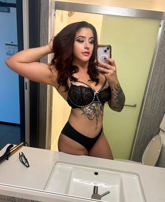 Karinna amador