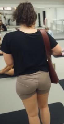 love her juicy ass