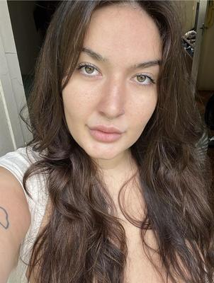 Raquel enorme culo tetas grandes tatuadas brasileña bbw chica disparos calientes
