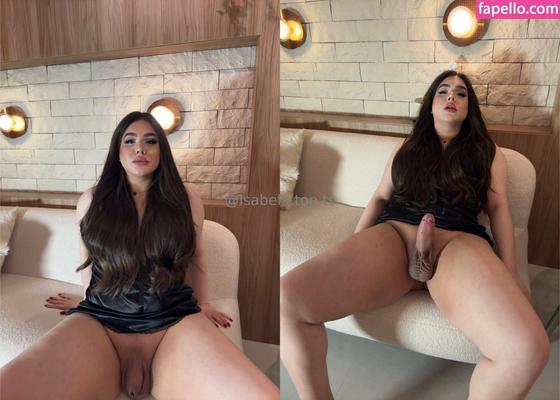 Moreta morena sin fondo con un camisón Flaccid / duro