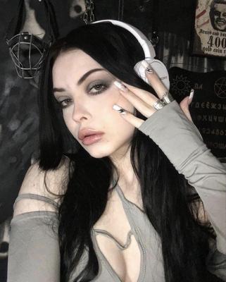 Angela | 